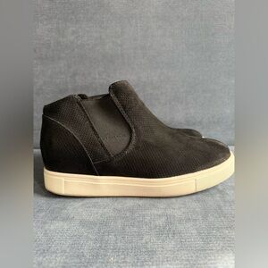 Time and Tru Women Black Black Faux Suede Slip On Zip Ankle Booties SZ 9W Casual